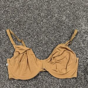 The BEST unlined bra. Harper Wilde 40DD(E)